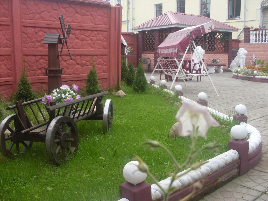 Hostel 3 Stars Na Oktyabryskoy Вітебськ Екстер'єр фото