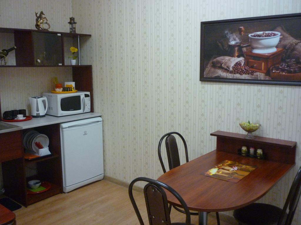 Hostel 3 Stars Na Oktyabryskoy Вітебськ Екстер'єр фото